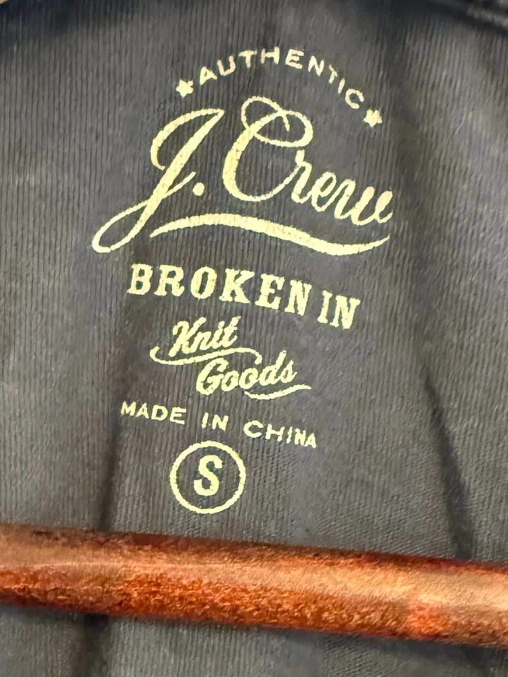 J. CREW Men’s Navy Blue Broken-In Short Sleeve V-Neck T-Shirt Size S